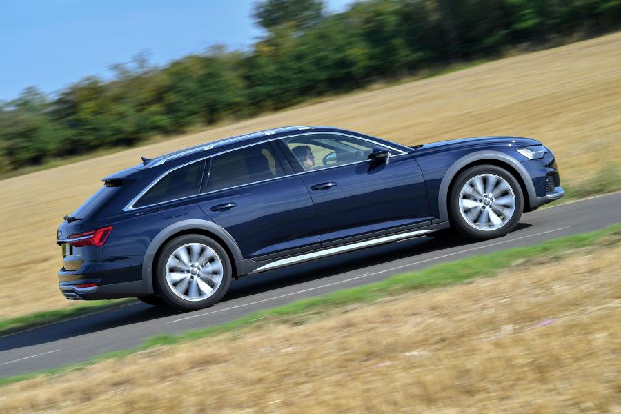  Audi A6 50 TDI Allroad Quattro 2019 года  (UK) (фото 26 из 40)